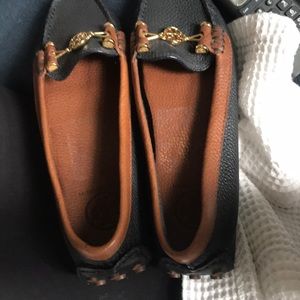 Tory Burch brown and navy leather moccasins size 9